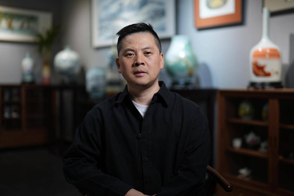 熊智华（国瓷红叶画院研究员）